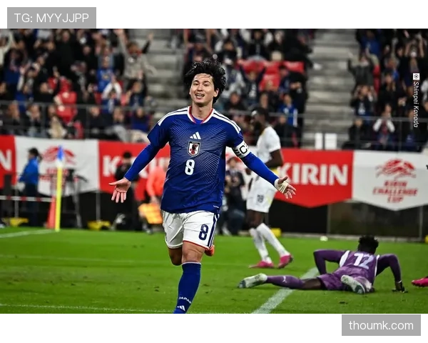 日本男足近期磨合主力阵容，备战世界杯预选赛，边路进攻效率有所提升